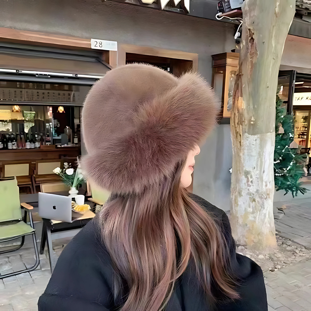 Nora - Elegant fur hat for a luxurious winter look