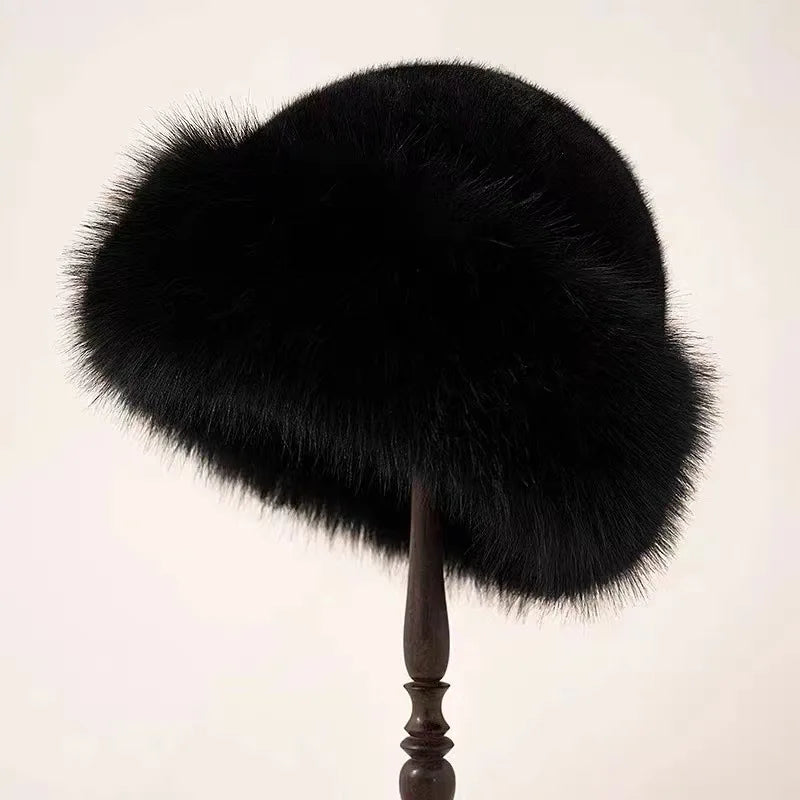 Nora - Elegant fur hat for a luxurious winter look